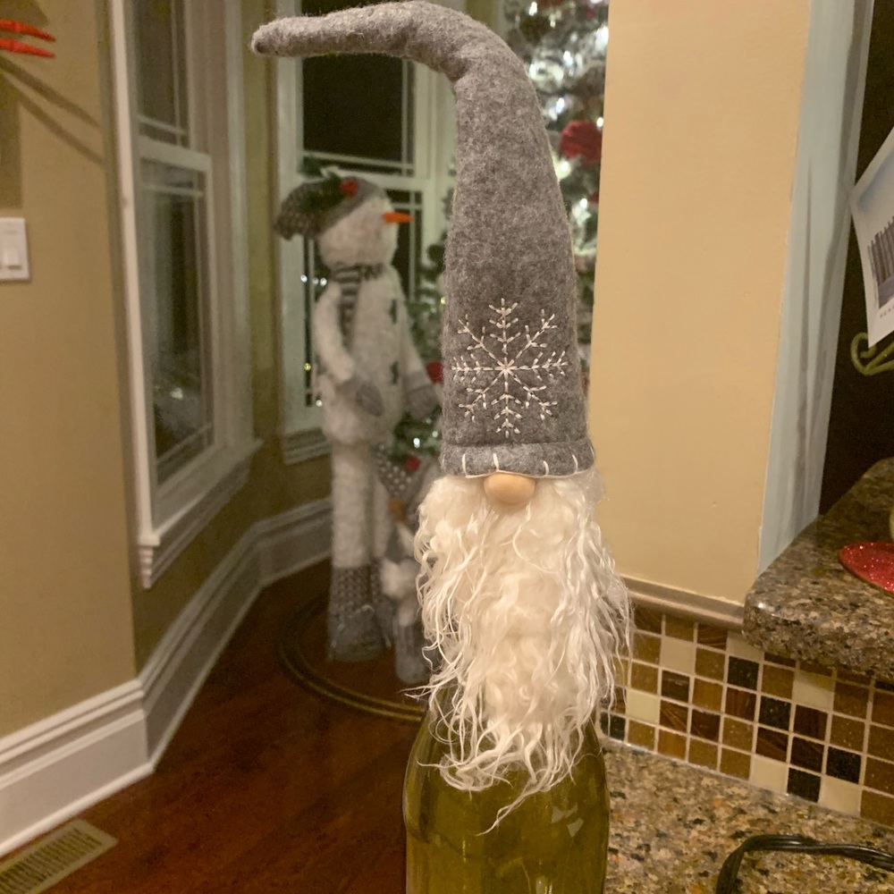 Gnome Wine Topper Gift Decor